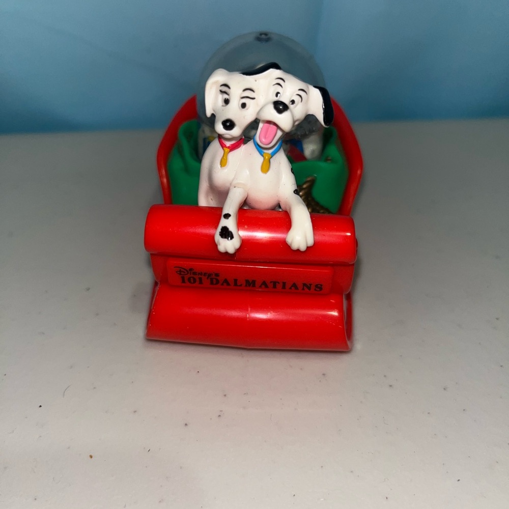 1996 Disney 101 Dalmatians Red Snow Globe